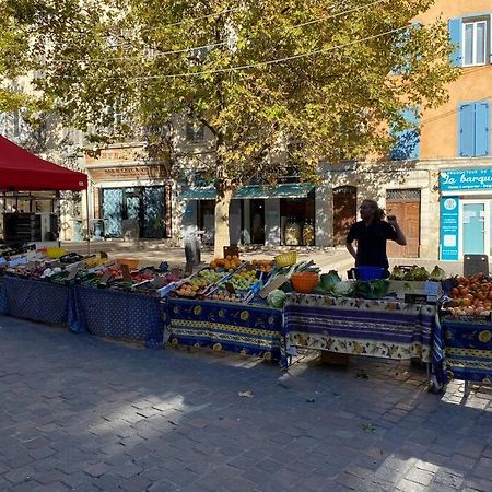 Akropole De Caroline, Central, Lumineux, Calme, Free Parking, Lift, 3 Beds Draguignan Esterno foto
