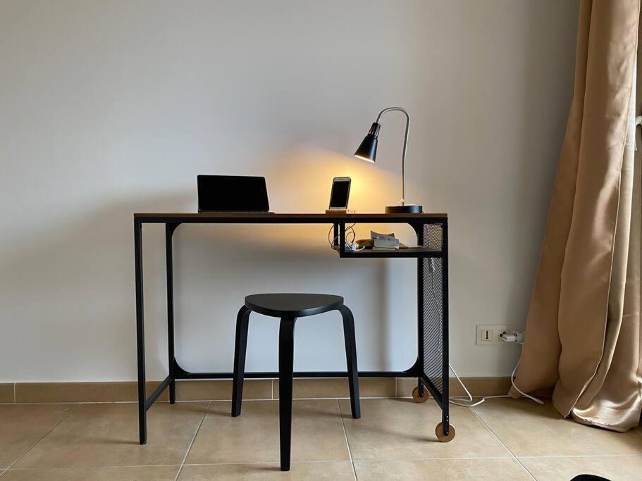 Akropole De Caroline, Central, Lumineux, Calme, Free Parking, Lift, 3 Beds Draguignan Esterno foto