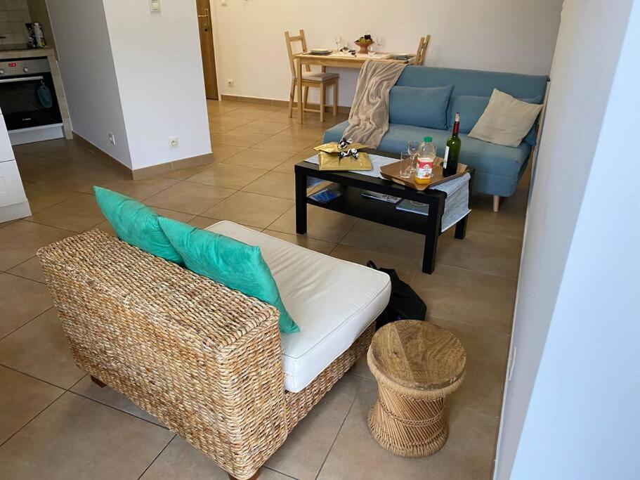 Akropole De Caroline, Central, Lumineux, Calme, Free Parking, Lift, 3 Beds Draguignan Esterno foto